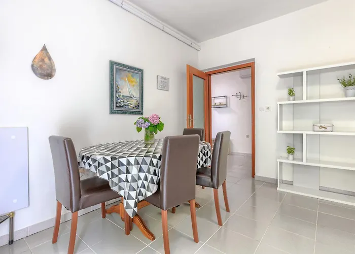 Katarina-2 By Interhome